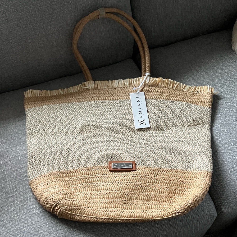 Stylish Woven Tote Bag in Tan and Cream